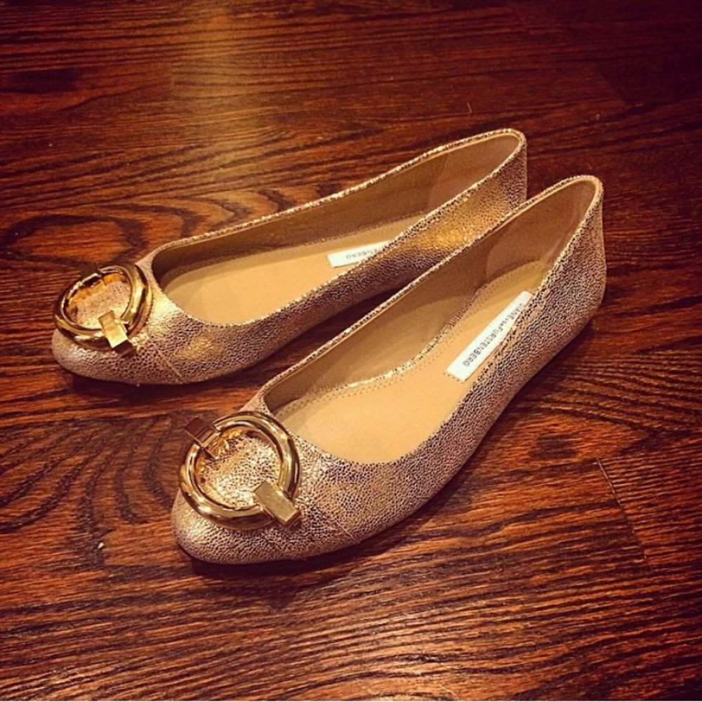 Diane Von Furstenberg flats